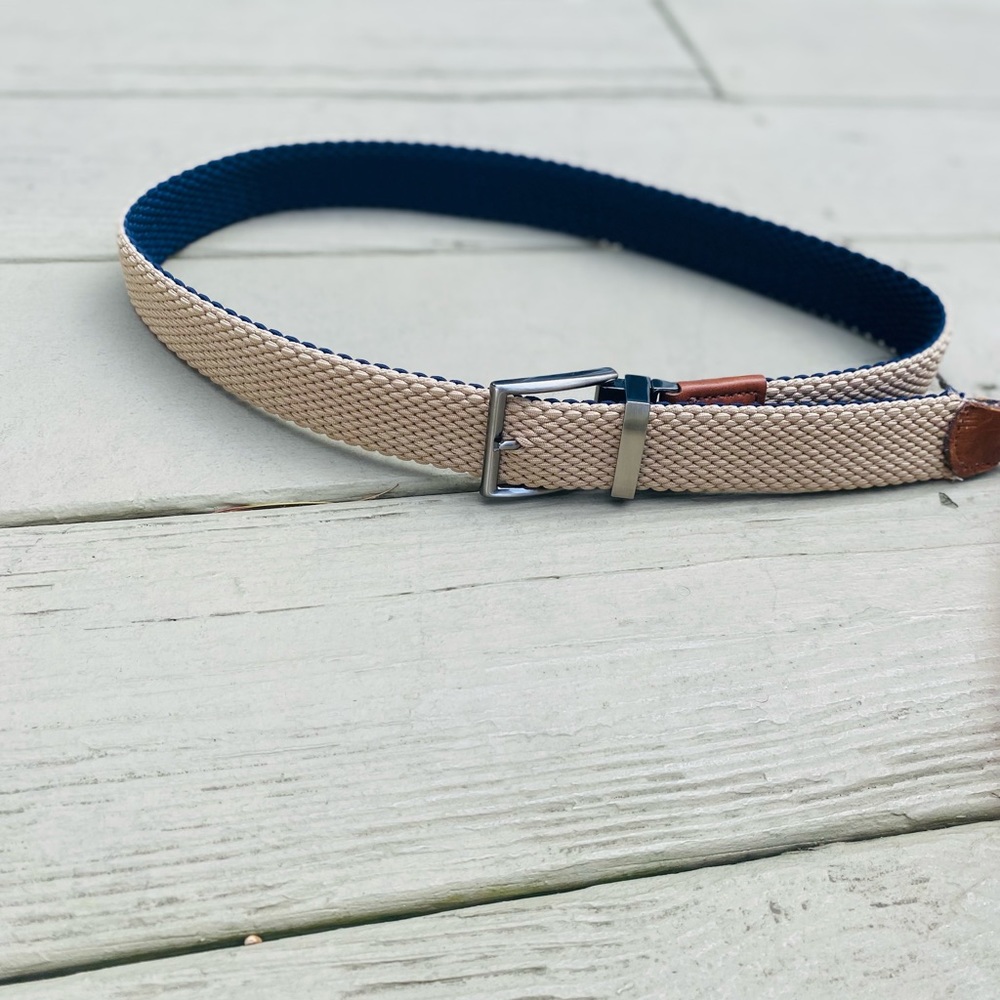 Braided elastic 1.1/4” wide belt, silver buckle/leather trim, M (30”-38” waist)